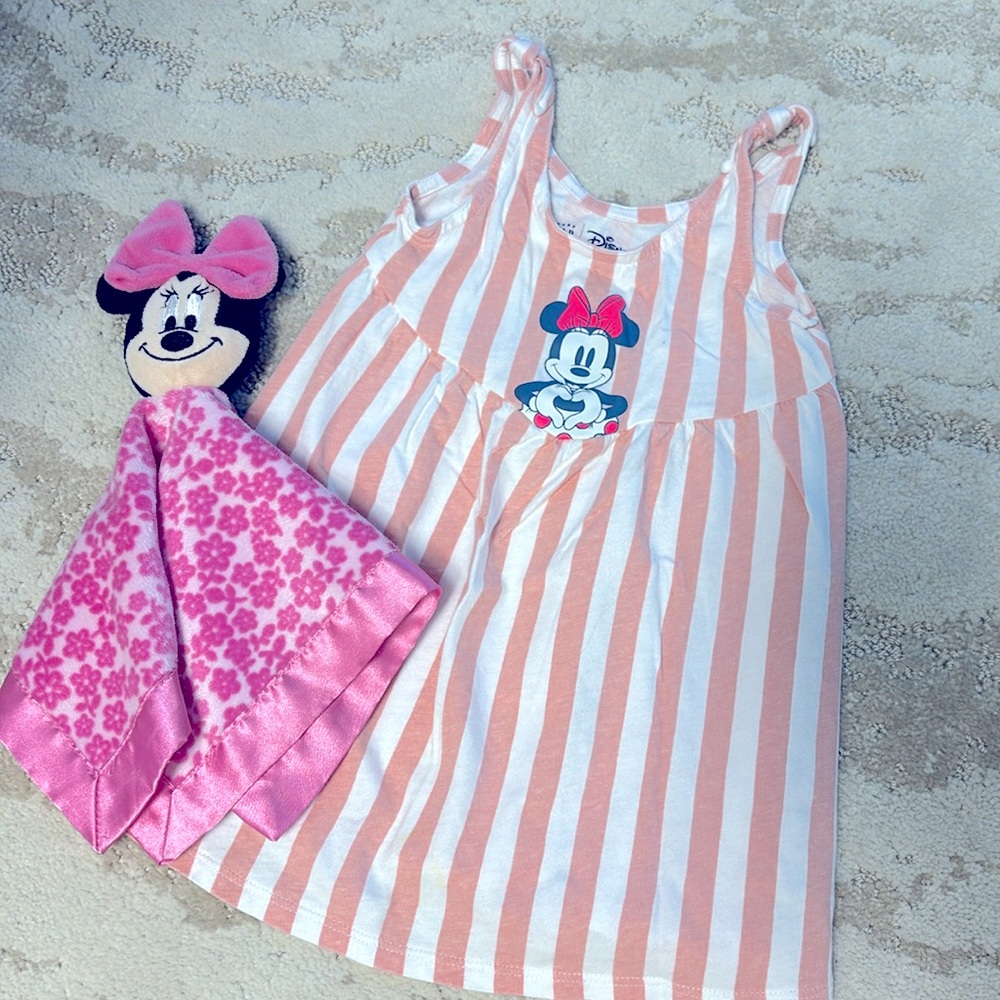 Minnie Combo Dress/shirt and rattle cuddle blanket